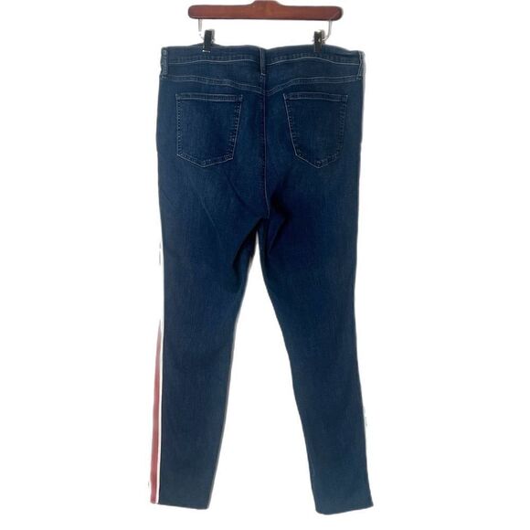 Gap High Rise True Skinny Ankle Jeans with Secret Smoothing Pockets - Picture 4 of 9